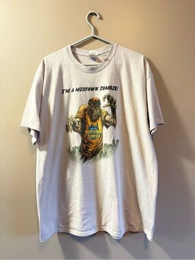 Jerzees White Graphic 'I'm a Midtown Zombie' Tee
